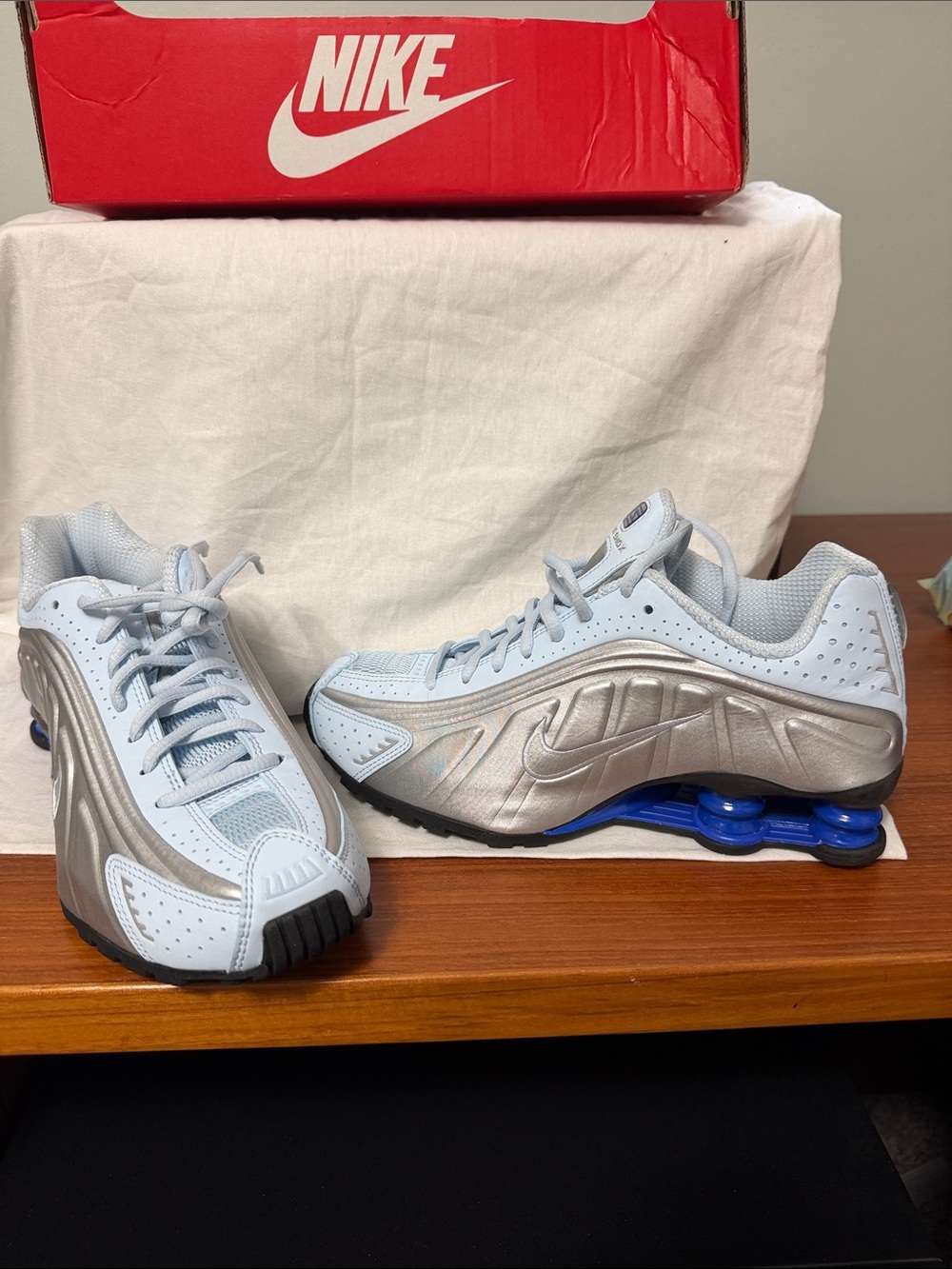 Nike Women's Light Blue, Silver & Blue Shox Running Sneakers